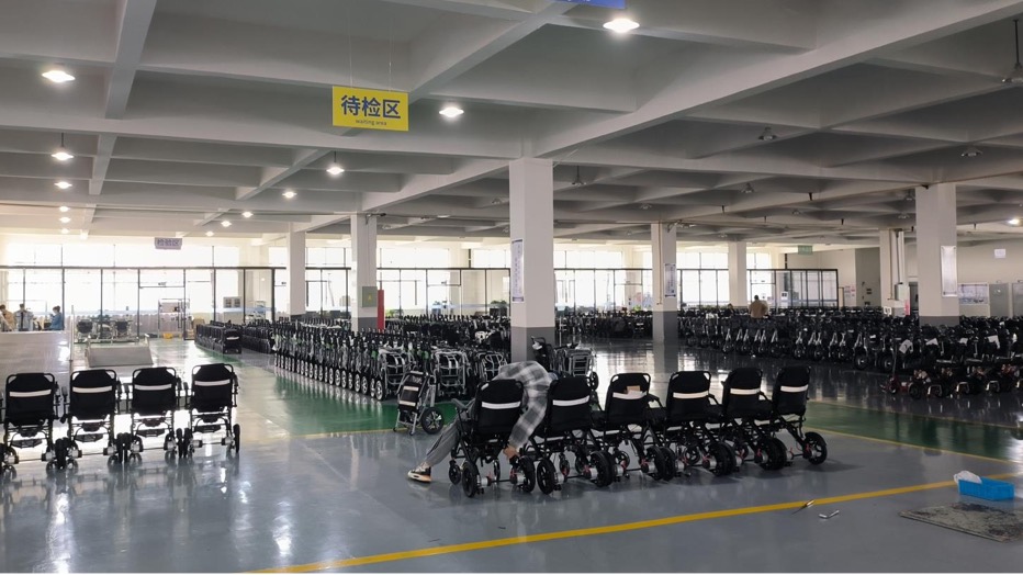 Fabricante chino de sillas de ruedas eléctricas.